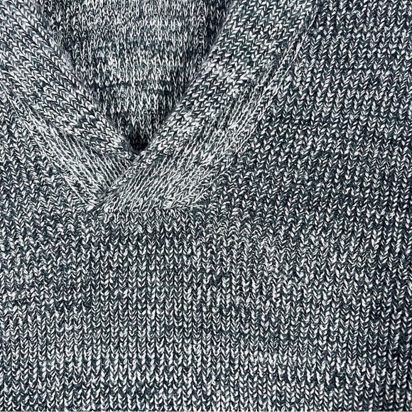 Yigal Arzouel Men’s Small Grey 100% Merino Wool Preppy Pullover V Neck Sweater - Picture 6 of 10